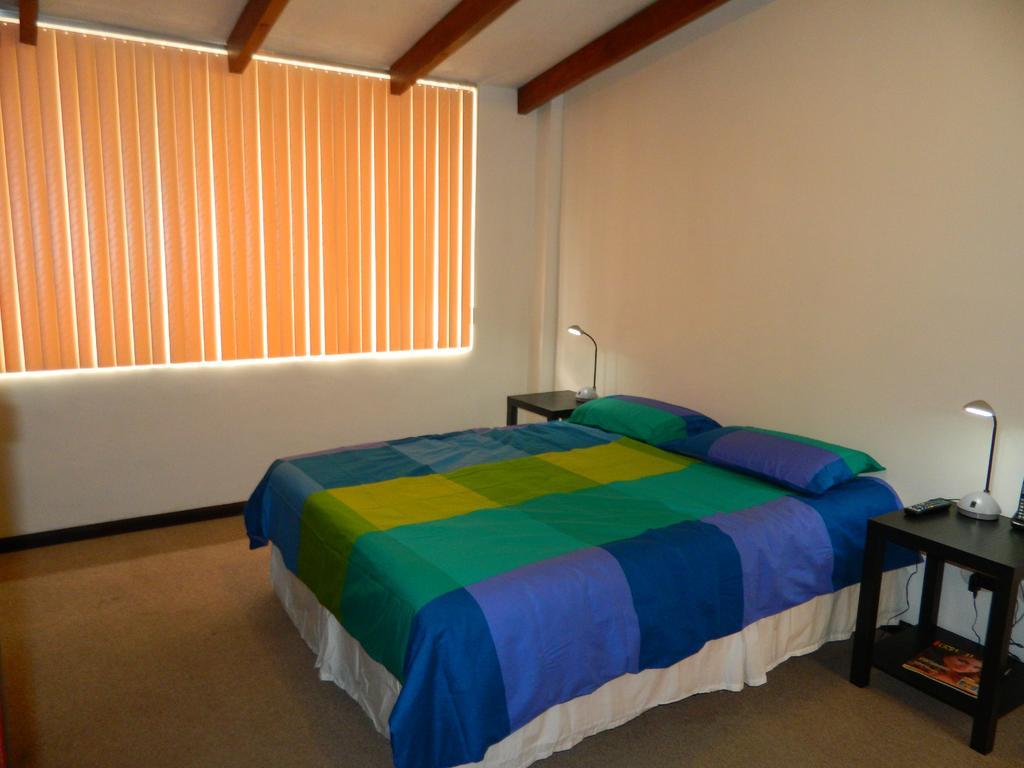קיטו Itsahome Apartments - Torre Santos חדר תמונה